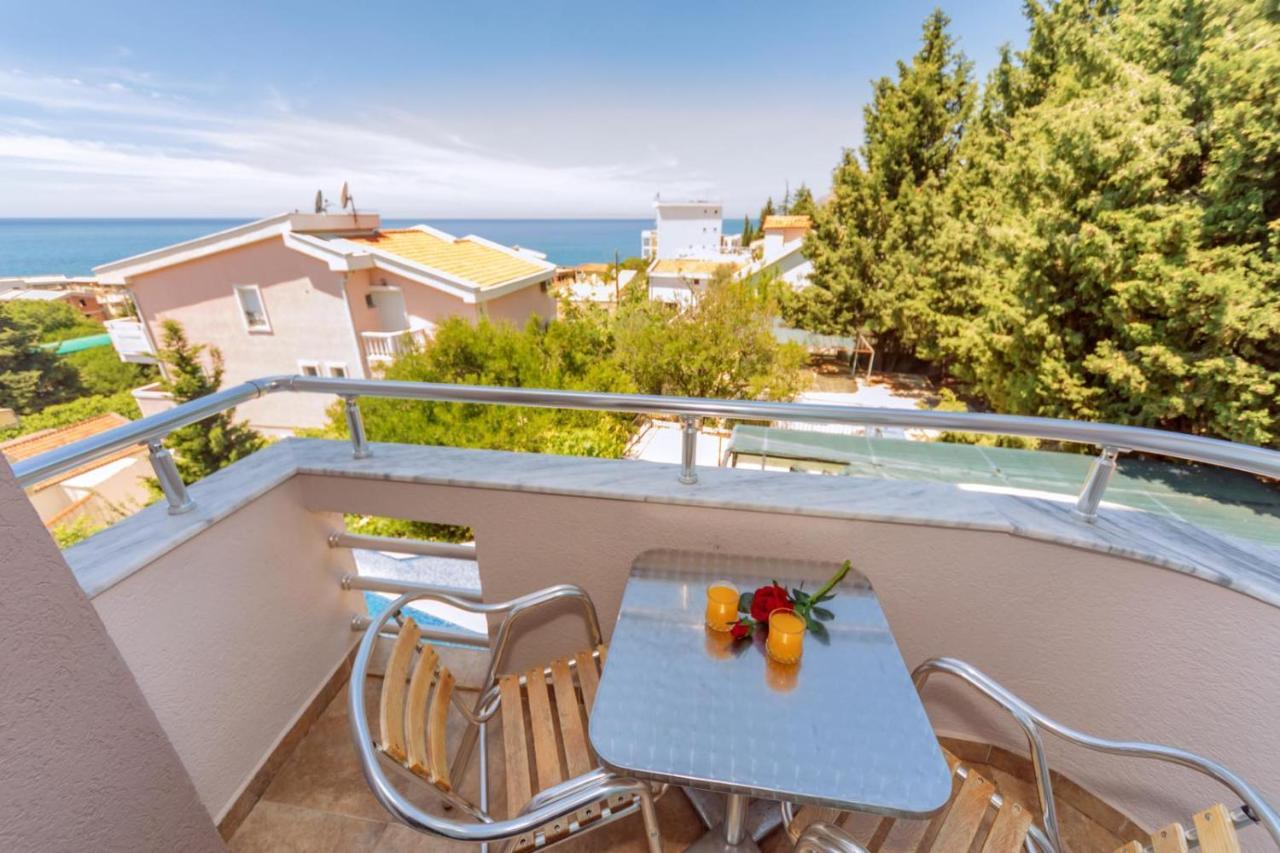 Ani Apartmani Dobra Voda Exterior photo